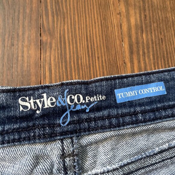 Style & Co. Petite Jeans Womens Size 14P Tummy Control Capri Zip Fly Bedazzled - Picture 9 of 13